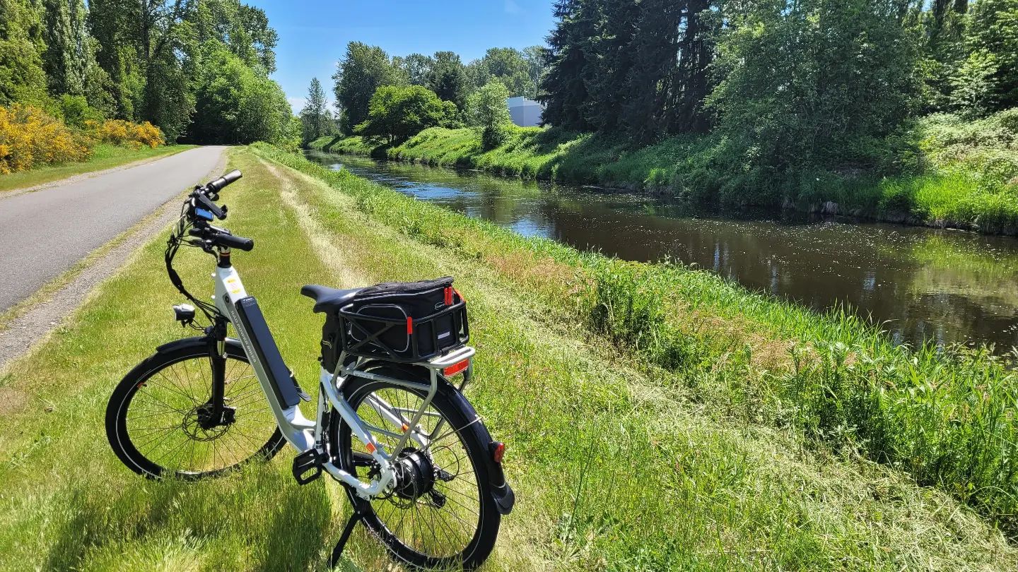 Bike on a trail in Bothell.